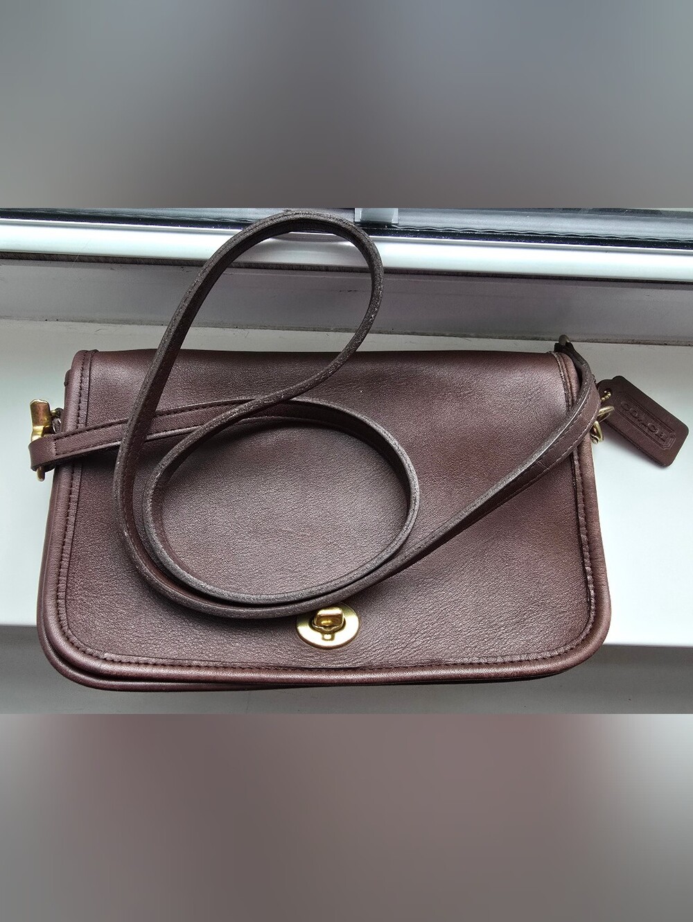 Vintage Coach Pocket Purse 9755 Mahogany